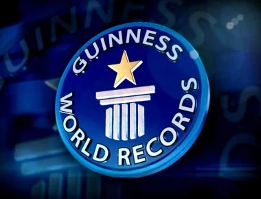 Οι πιο περίεργες πρωτιές που έχει η χώρα μας στο ρεκόρ Guinness (φώτο-βίντεο)